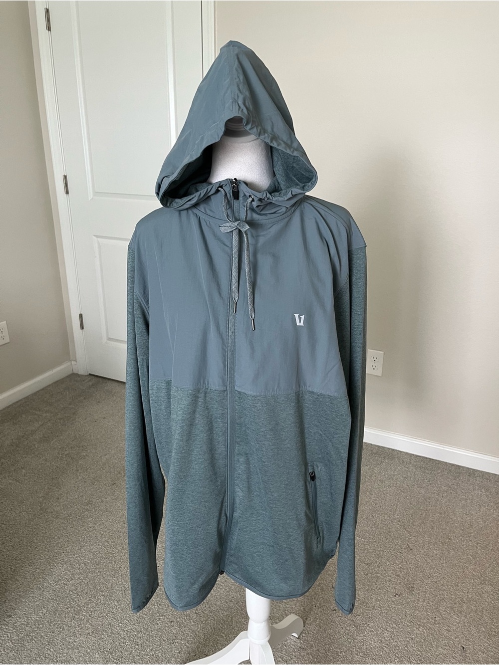 NWT Vuori Sunday Element Jacket in Smoke Blue Heather Size XL